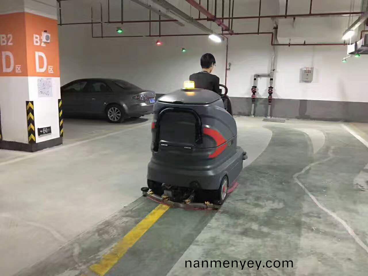 進(jin)口(kou)洗(xi)地(di)車(che)一定比國産(chan)洗地車(che)好(hao)嗎(ma)？